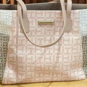 Tommy Hilfiger Elegant Pink and Gray Women's Tote Bag